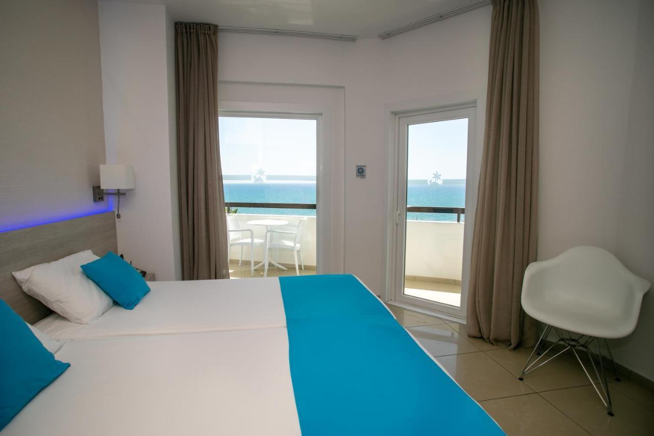 Les Palmiers Beach Boutique Hotel & Luxury Apartments Larnaca Ngoại thất bức ảnh