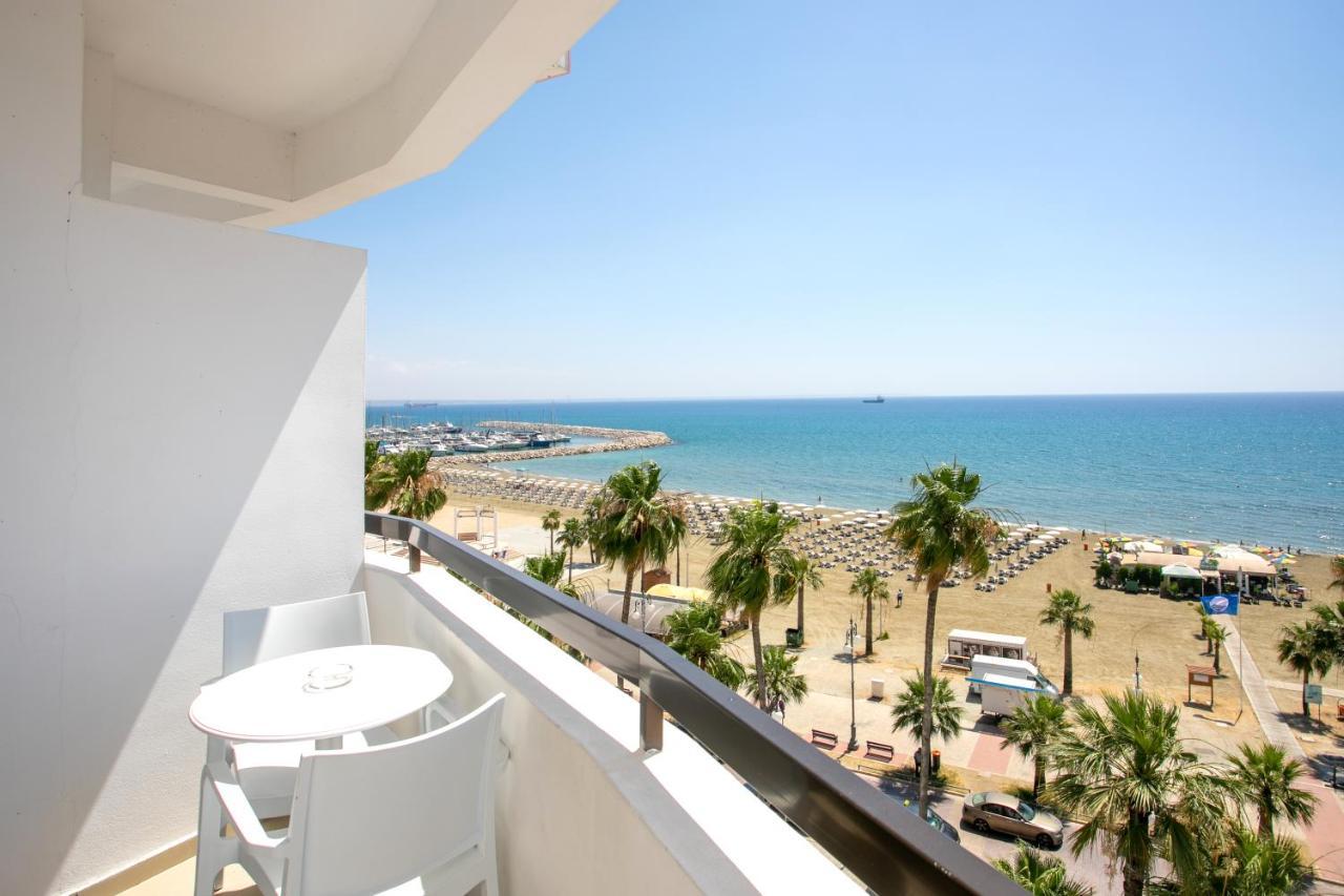 Les Palmiers Beach Boutique Hotel & Luxury Apartments Larnaca Ngoại thất bức ảnh