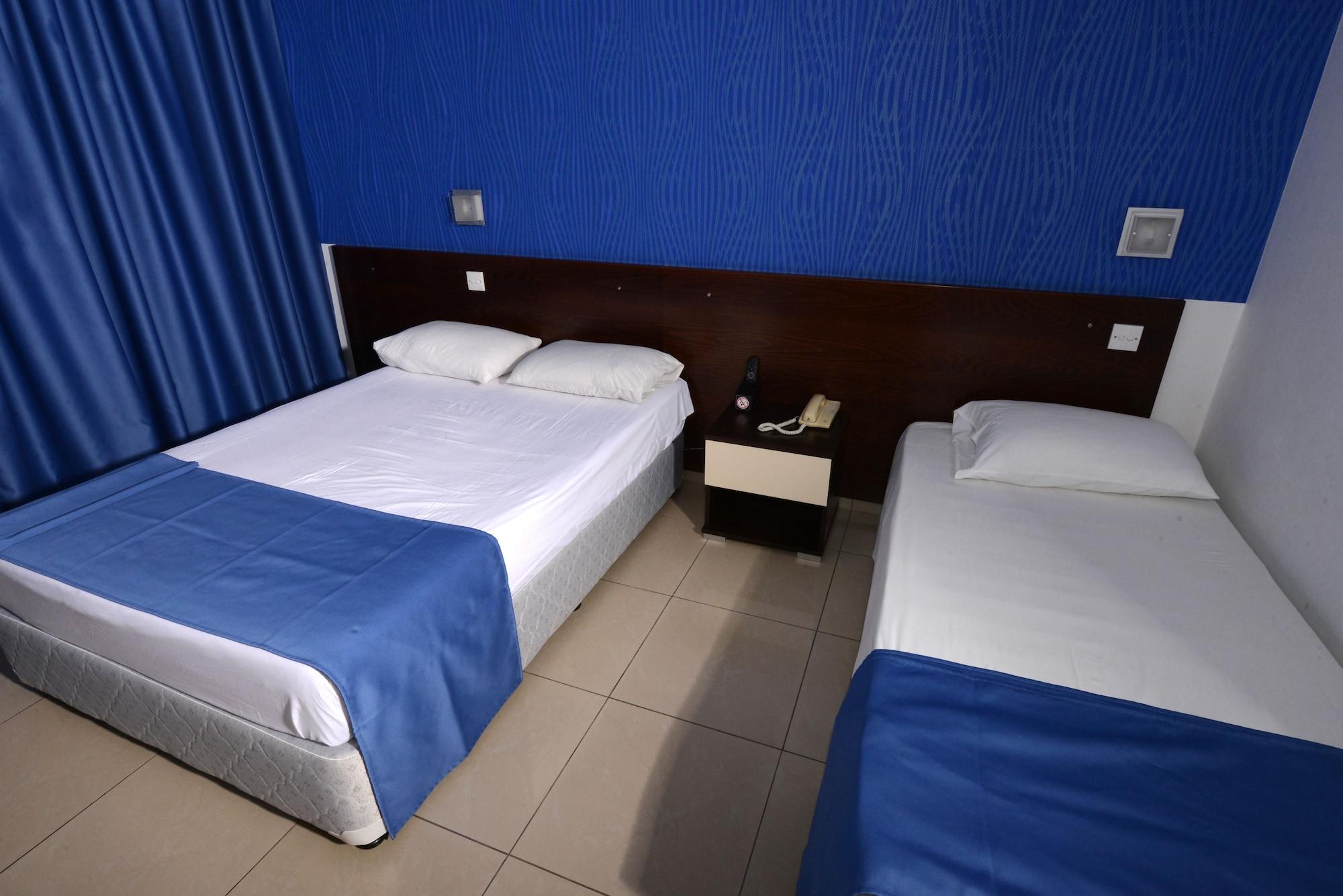 Les Palmiers Beach Boutique Hotel & Luxury Apartments Larnaca Ngoại thất bức ảnh