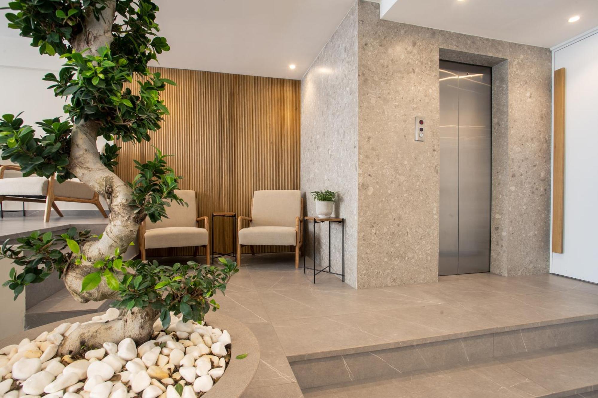Les Palmiers Beach Boutique Hotel & Luxury Apartments Larnaca Ngoại thất bức ảnh