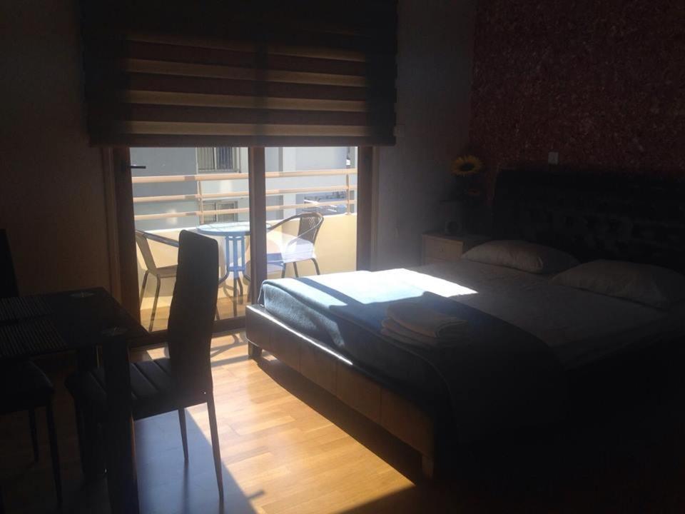 Les Palmiers Beach Boutique Hotel & Luxury Apartments Larnaca Ngoại thất bức ảnh