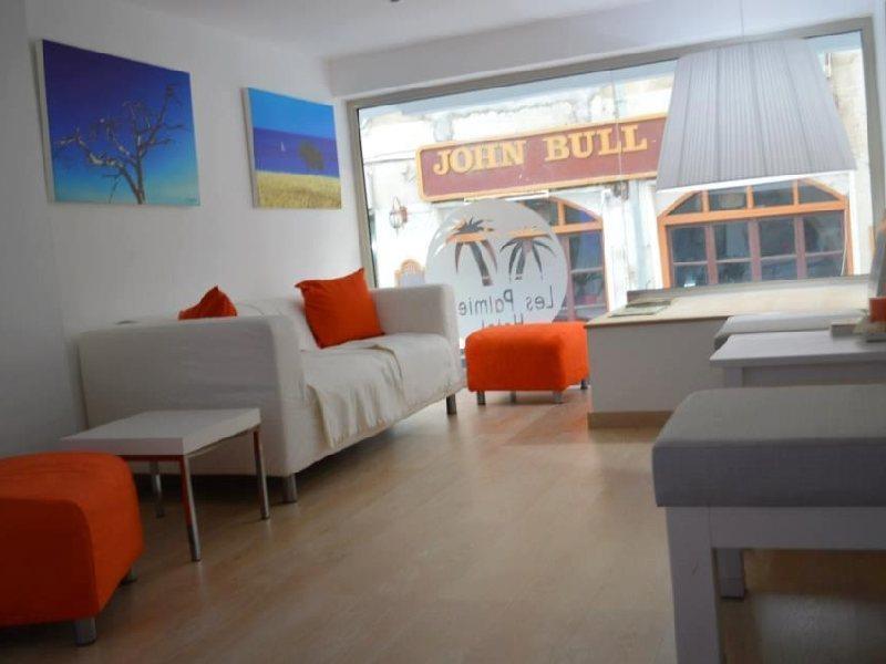 Les Palmiers Beach Boutique Hotel & Luxury Apartments Larnaca Ngoại thất bức ảnh